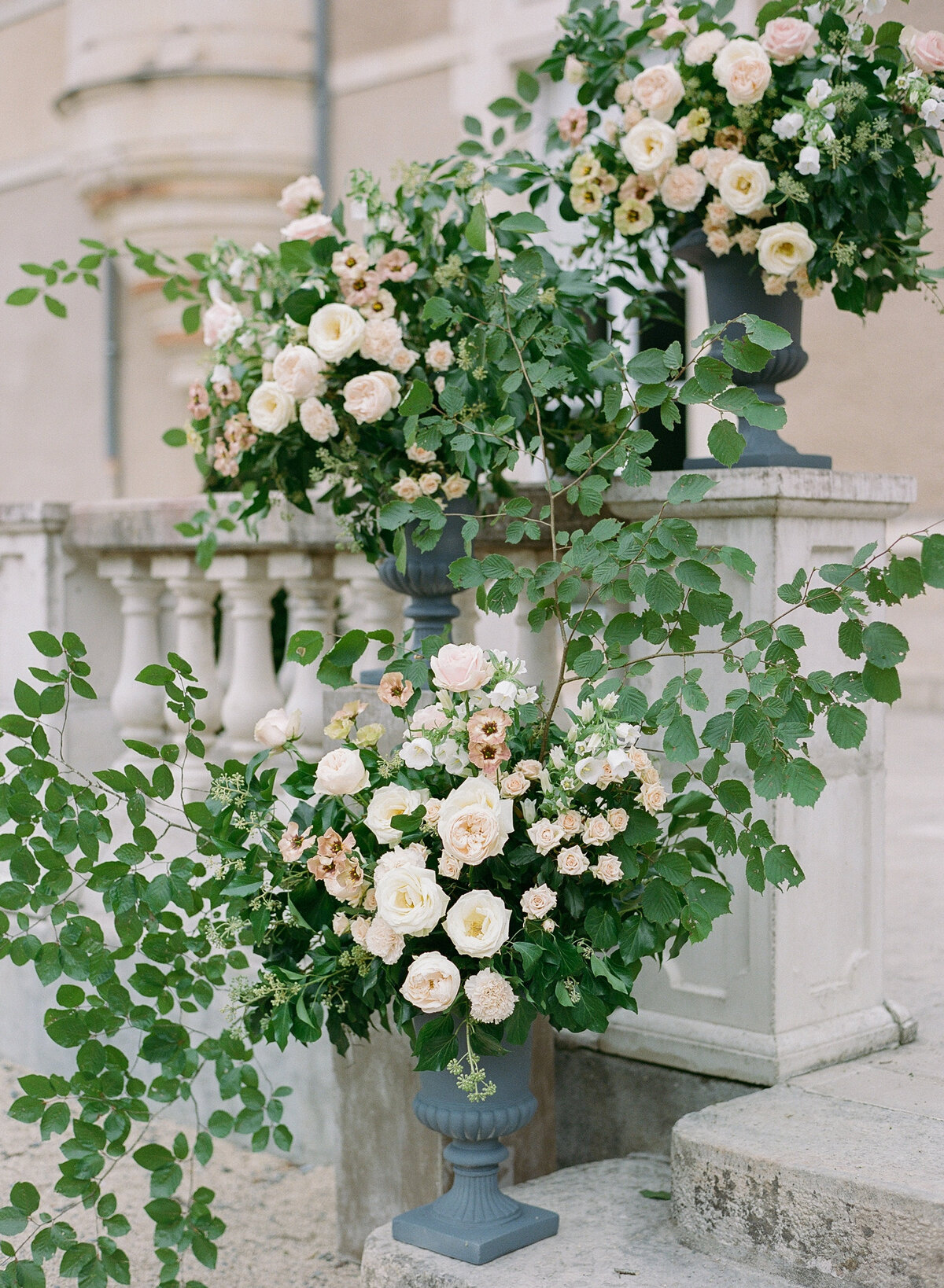 Jennifer Fox Weddings English speaking wedding planning & design agency in France crafting refined and bespoke weddings and celebrations Provence, Paris and destination Molly-Carr-Photography-Natalie-Ryan-Ceremony-3