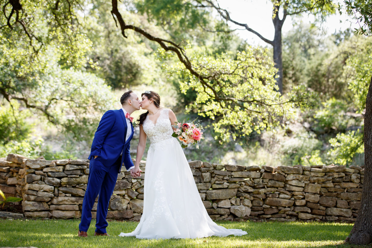 Austin wedding photographer addison grove wedding photographer bride groom kissing