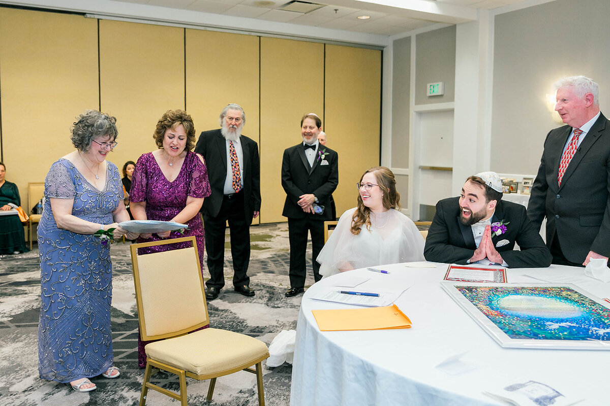 Eliana-Melmed-Photography-Chicago-LosAngeles-Jewish-WeddingPhotography-Ketubah-00074