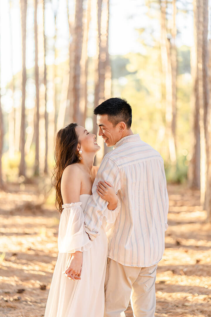 Engagement photos at pizzey park pine forest Gold Coast by Isabelle Hikari, engagement photographer in Brisbane