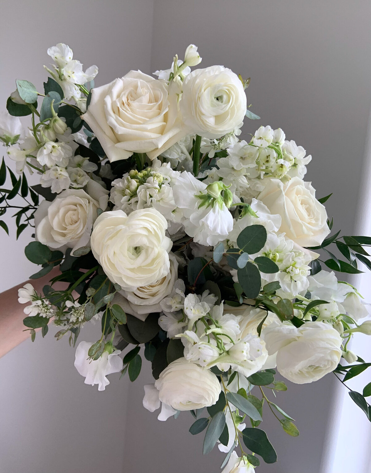 White garden style bridal bouquet.