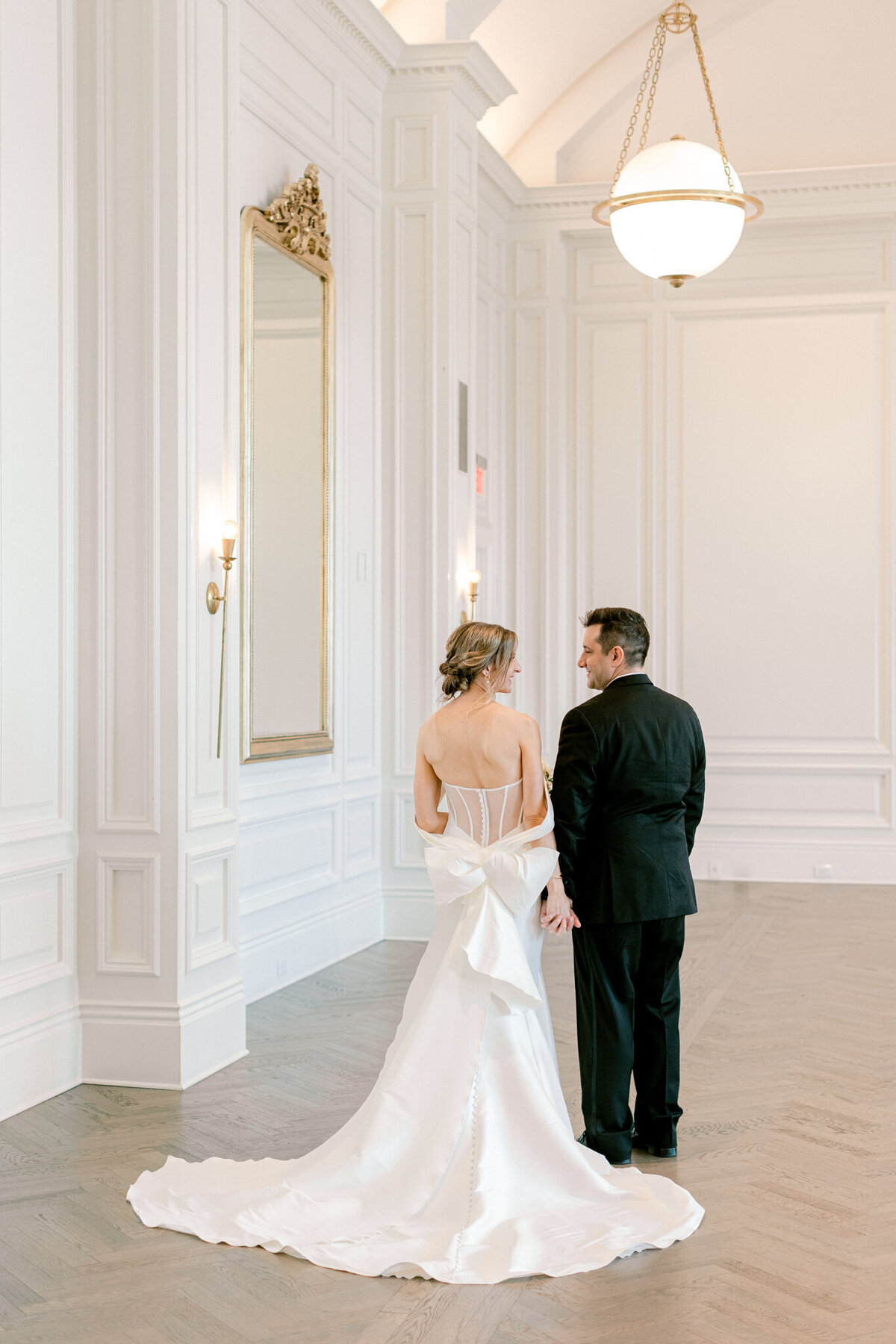 Virginia & Michael's Wedding at the Adolphus Hotel | Dallas Wedding Photographer | Sami Kathryn Photography-161