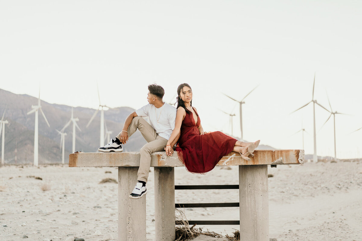 Palm-Springs_Windmills-Engagement-Session-30