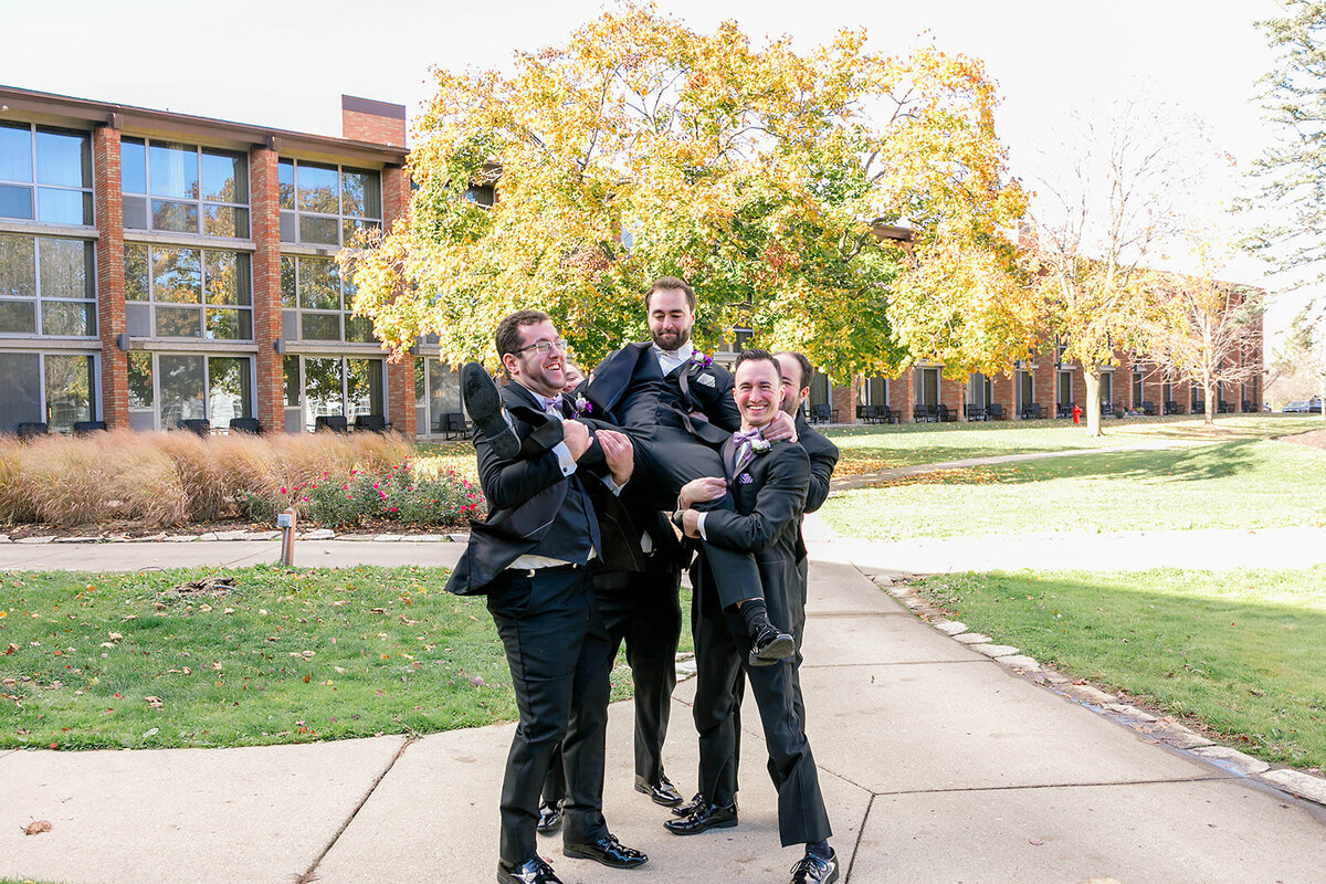 Eliana-Melmed-Photography-Chicago-LosAngeles-Jewish-WeddingPhotography-AndrewReady-00117