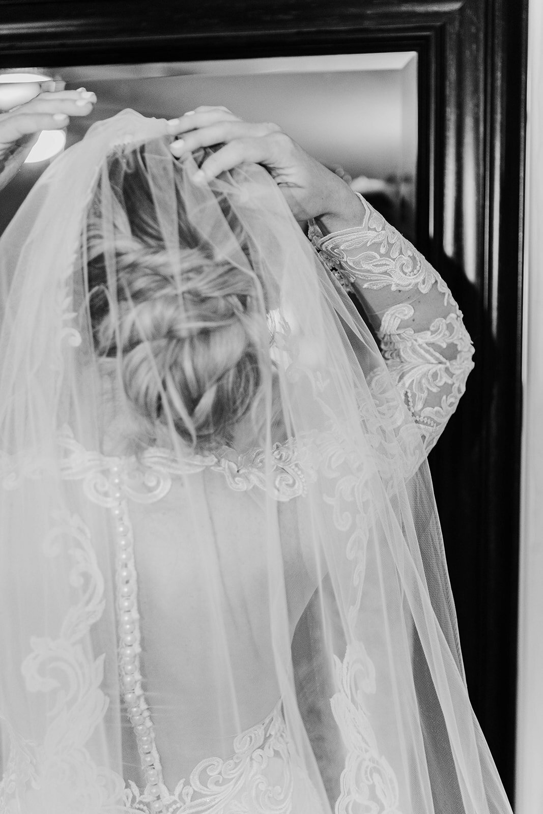 Bridal Portrait using preferred vendor photographer at Emery's Buffalo Creek > All Inclusive Houston Wedding Venue Bridal Suite Portrait at Emery's Buffalo Creek