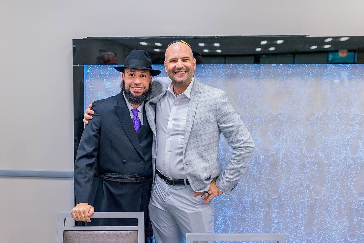 Eliana-Melmed-Photography-Chicago-LosAngeles-Jewish-WeddingPhotographer-CarmiKalman-Tisch-00089