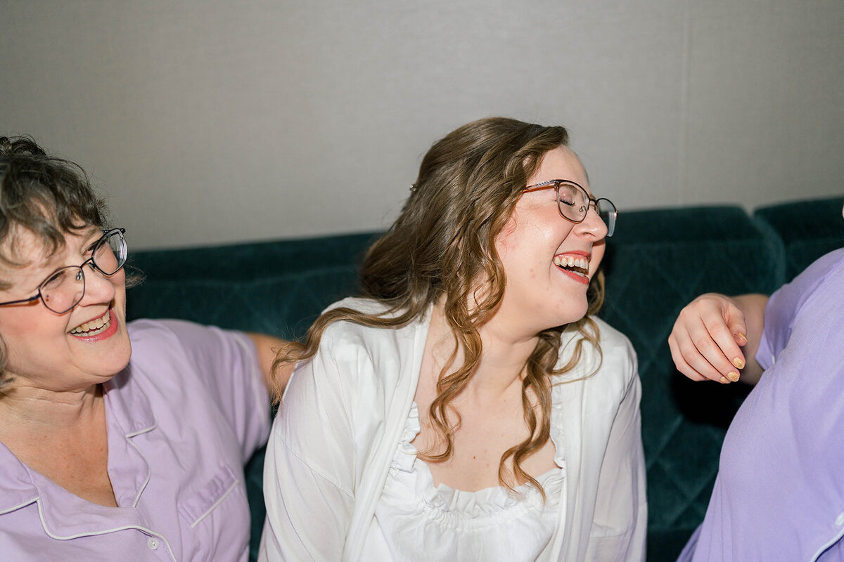 Eliana-Melmed-Photography-Chicago-LosAngeles-Jewish-WeddingPhotography-MargieReady-00078