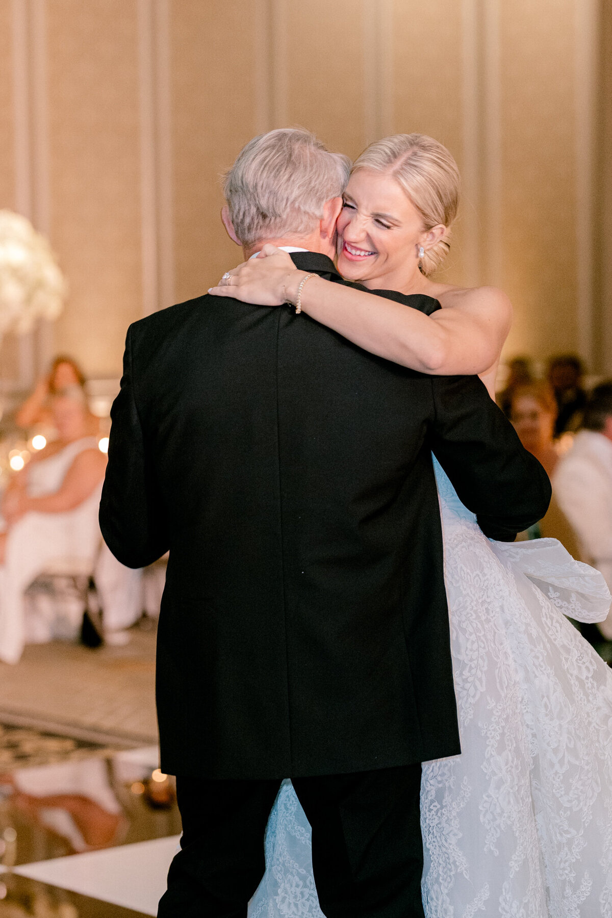 Katelyn & Kyle's Wedding at the Adolphus Hotel | Dallas Wedding Photographer | Sami Kathryn Photography-314