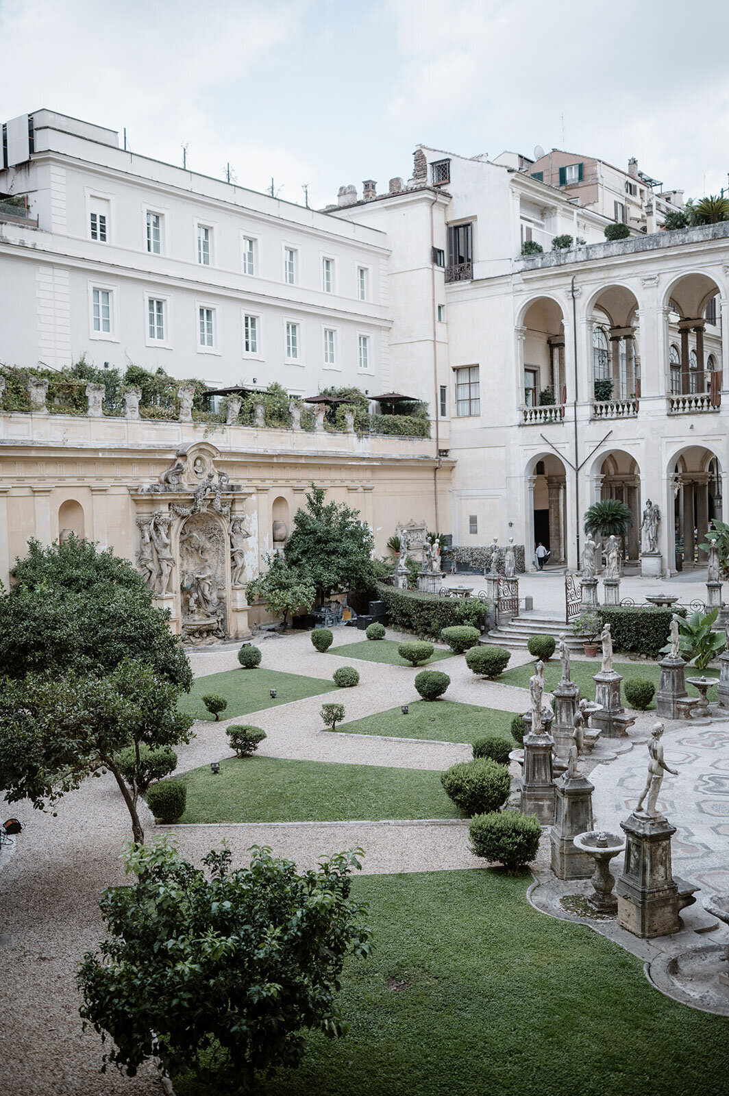 Weddings On Demand- destination wedding in Italy - E and J Rome 01