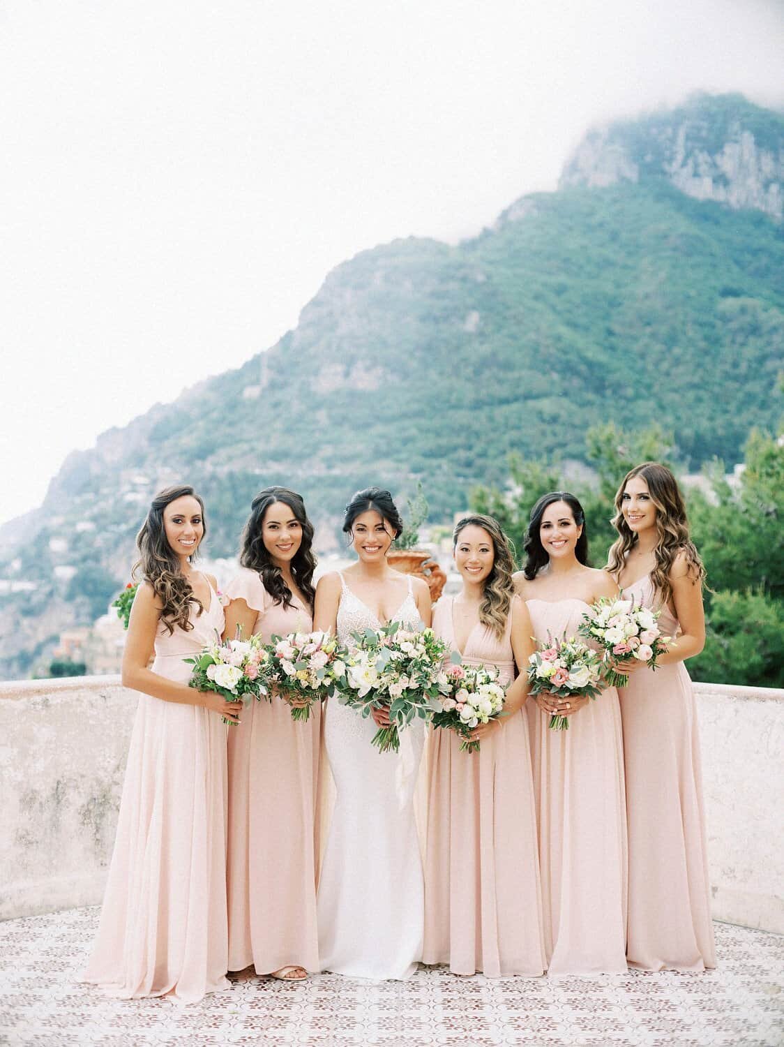 Positano-wedding-villa-San-Giacomo-bridesmaids-by-Julia-Kaptelova-Photography-241