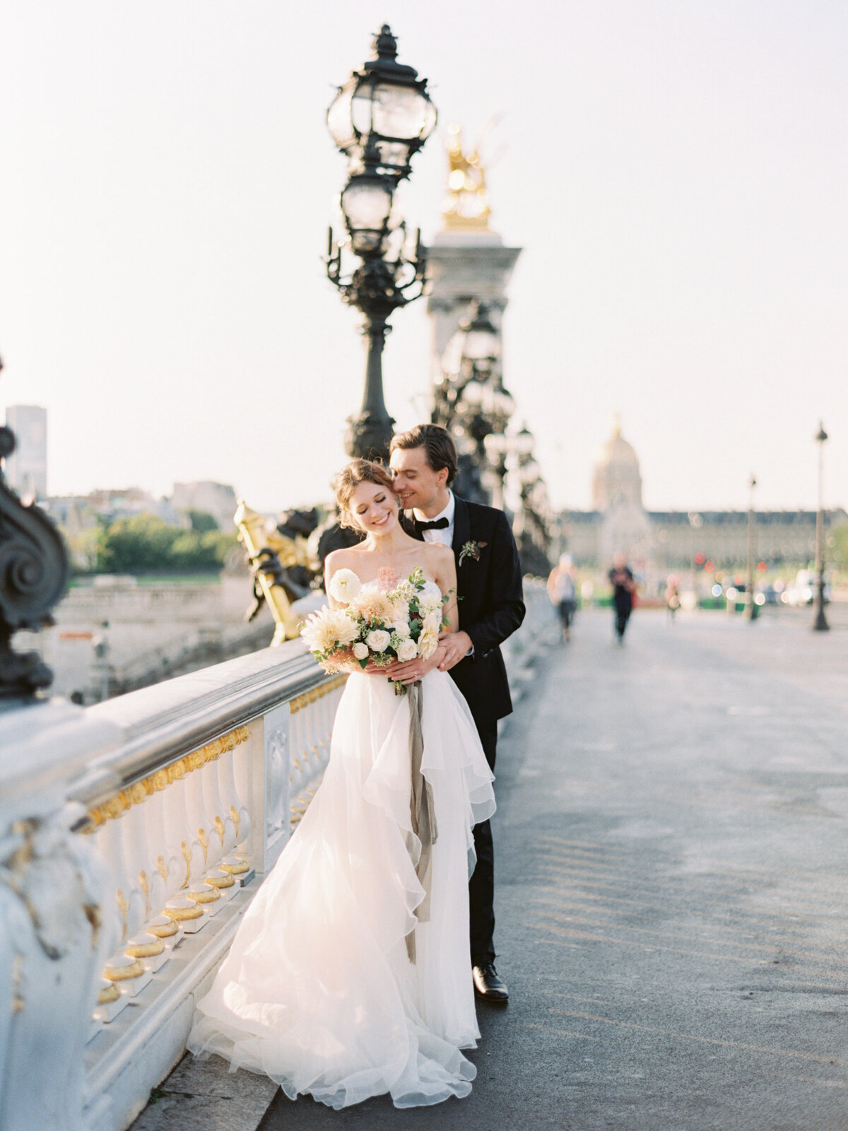 petit-palais-elopement-paris-wedding-photographer-mackenzie-reiter-photography-pont-alexandre-bridge-paris-france-4