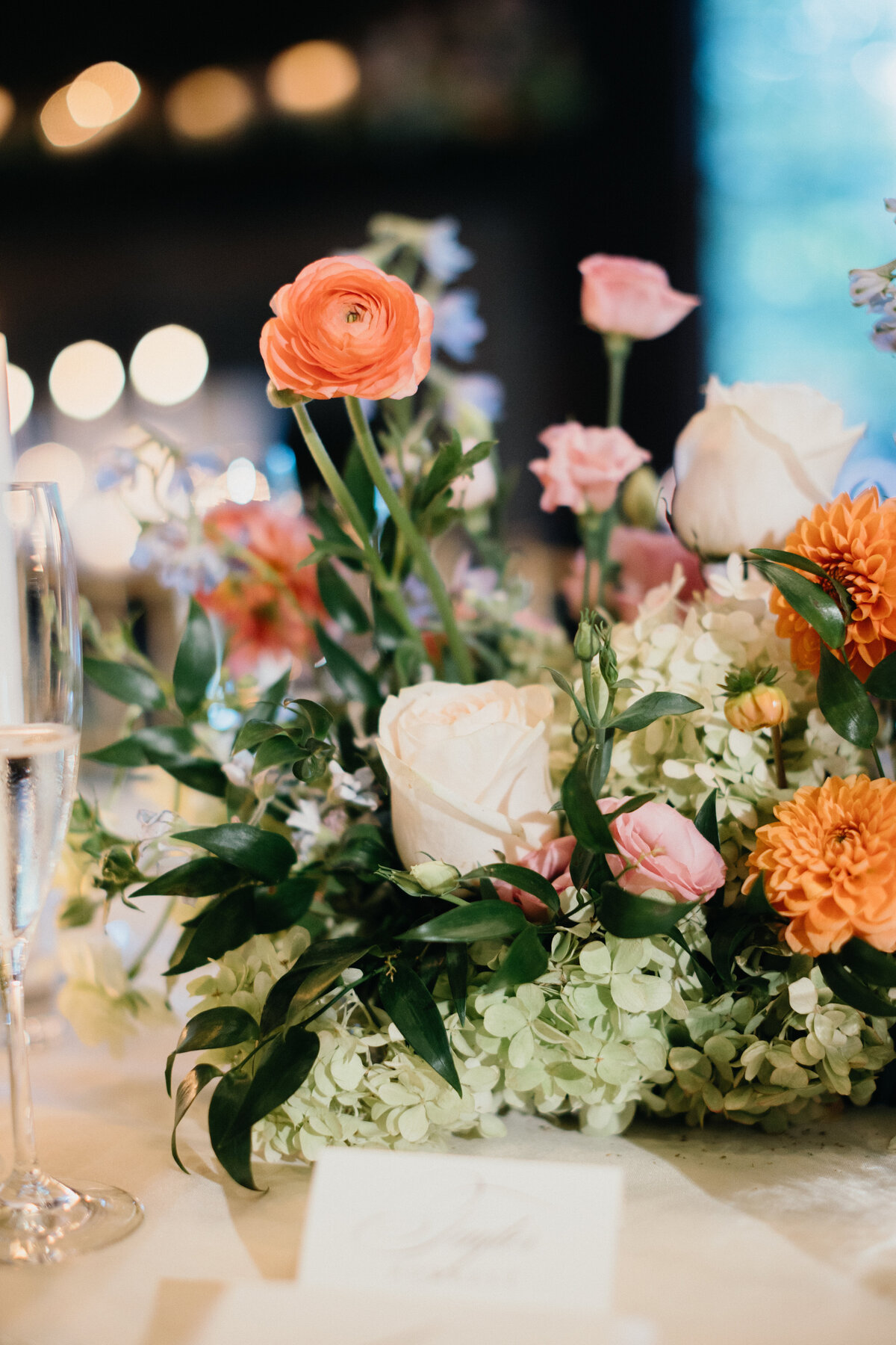 Colorful floral arrangements for an elegant wedding
