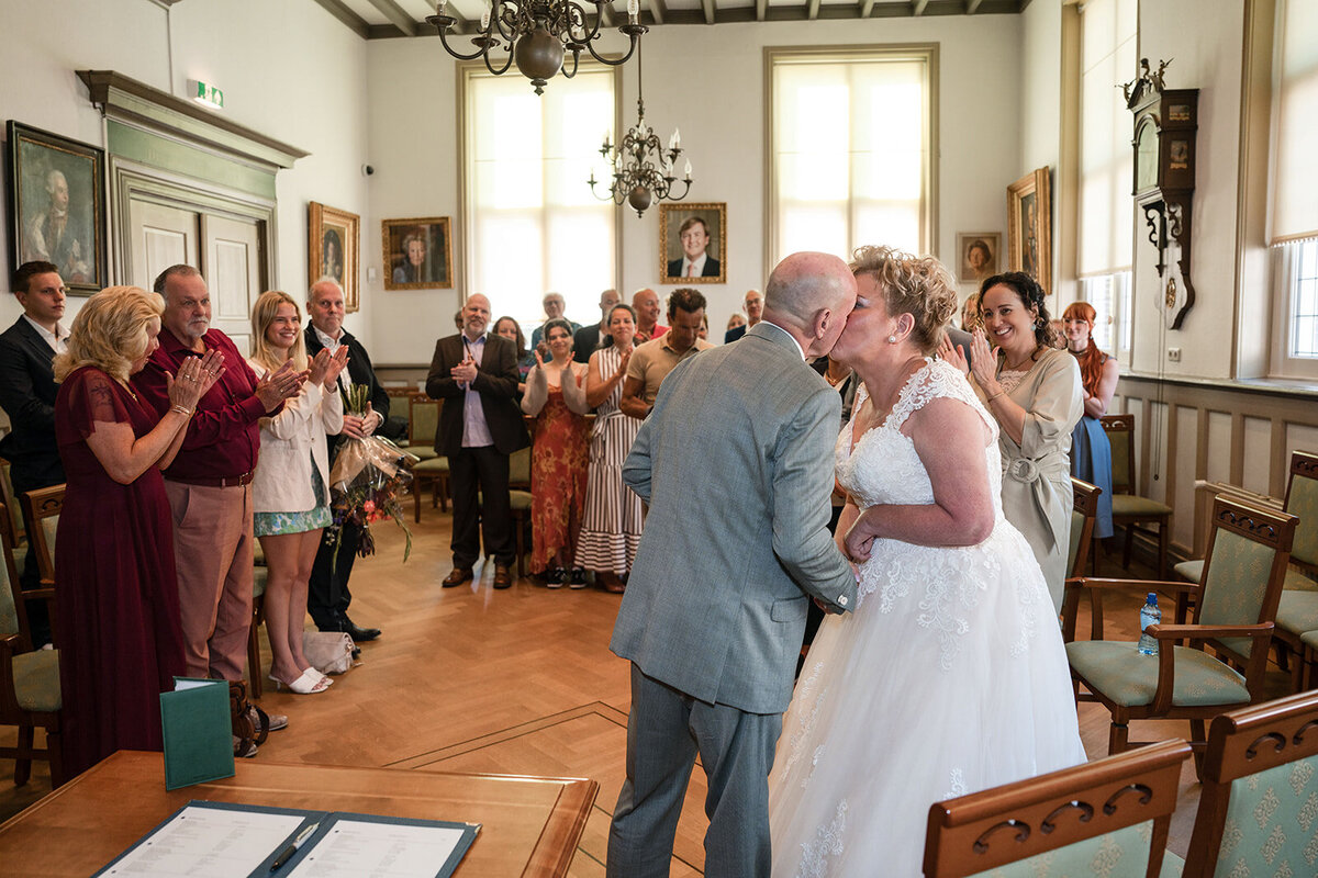 -bruidsfotografie-van-der-valk-hoorn-leukfotografie.jpg-12