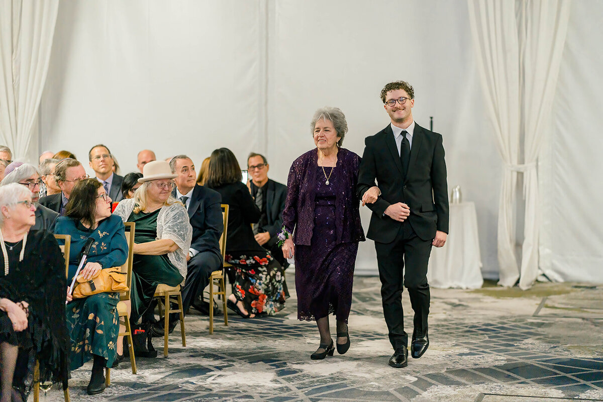 Eliana-Melmed-Photography-Chicago-LosAngeles-Jewish-WeddingPhotography-Chuppah-00022