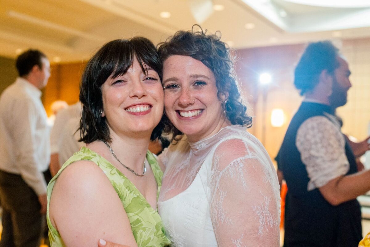 processed_ElianaMelmedPhotography_JewishWeddingPhotographer_ShulaNoah_Dancing-267