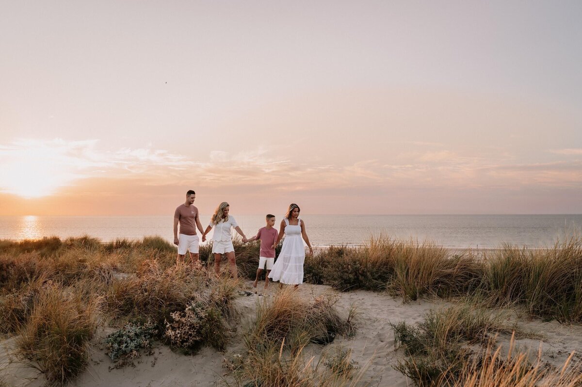 Familie fotoshoot strand Den Haag Tessa Zwaan Fotografie 9