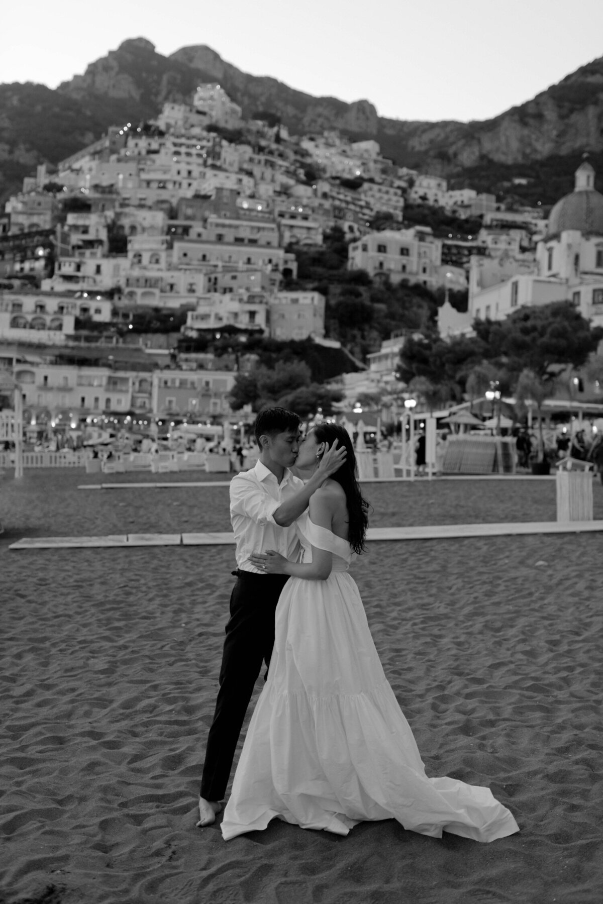 087_Flora_And_Grace_Positano_Elopement_Weding_Photographer-341_Luxury Elopement Photographer at the Amalfi Coast in Positano. An intimate wedding captured by Vogue published photographer Flora and Grace.