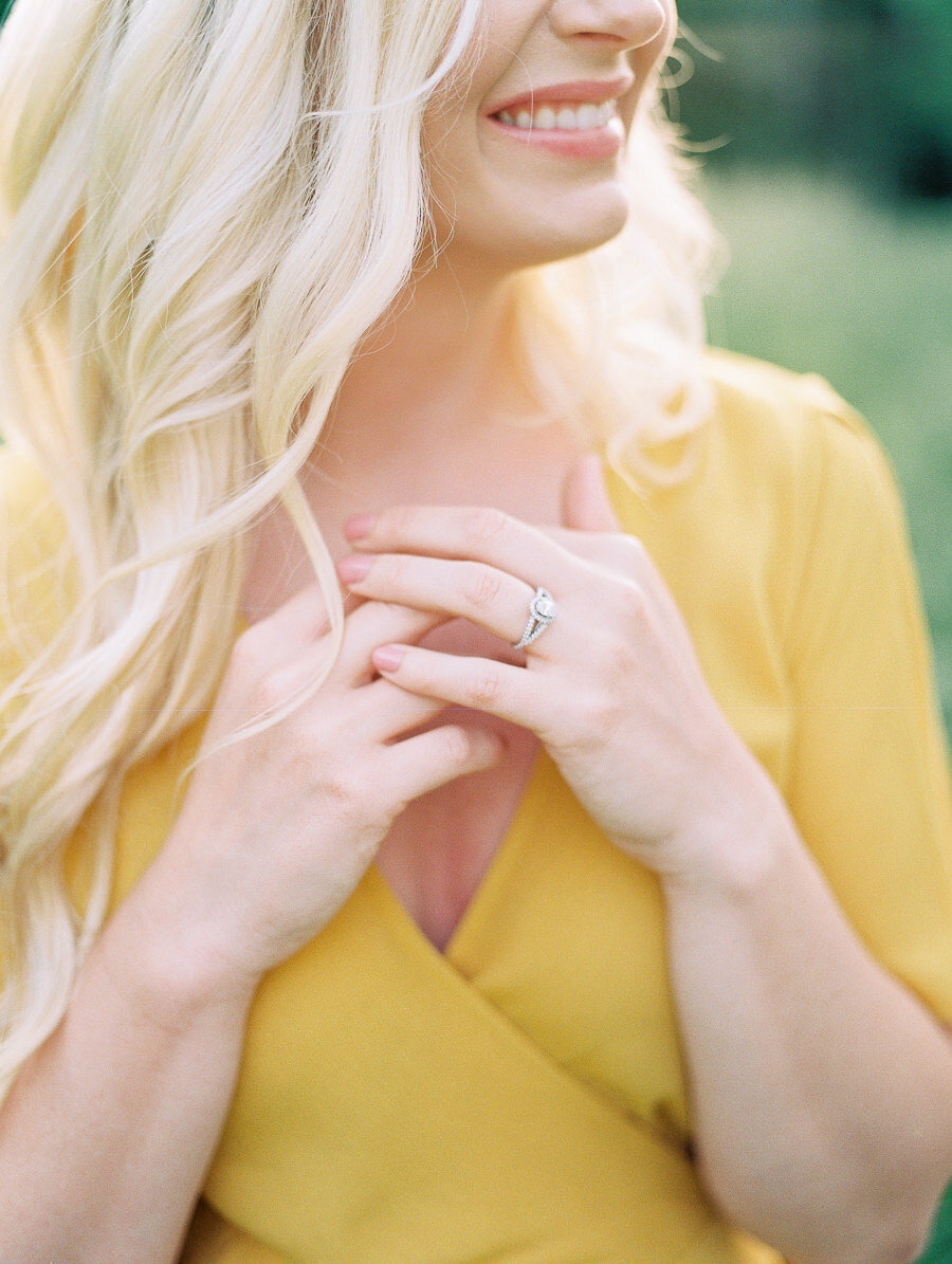 Samantha_Billy_Butterbee_Farm_Engagement_Session_Megan_Harris_Photography-4
