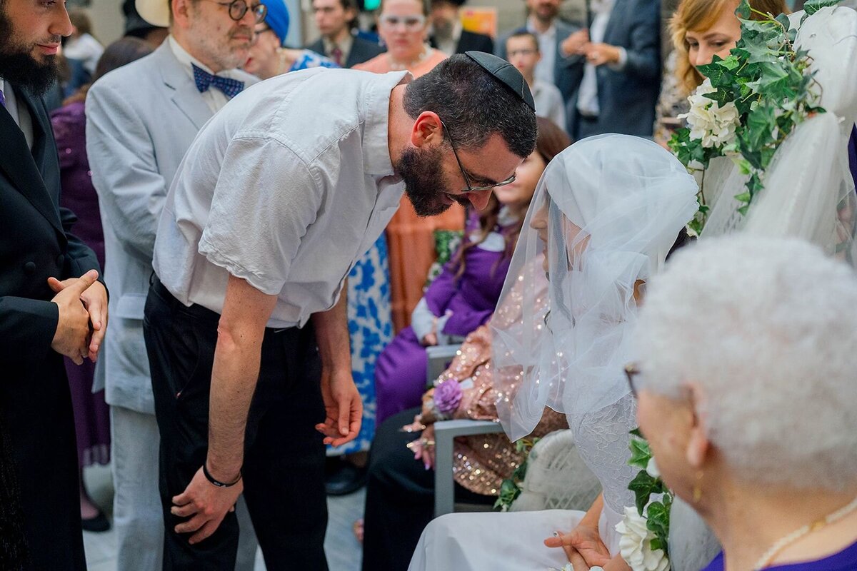 Eliana-Melmed-Photography-Chicago-LosAngeles-Jewish-WeddingPhotographer-CarmiKalman-Bedeken-00065
