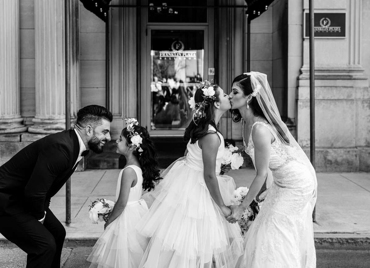 the-harris-co-wedding-photographer-franklin-plaza-troy-new-york-020