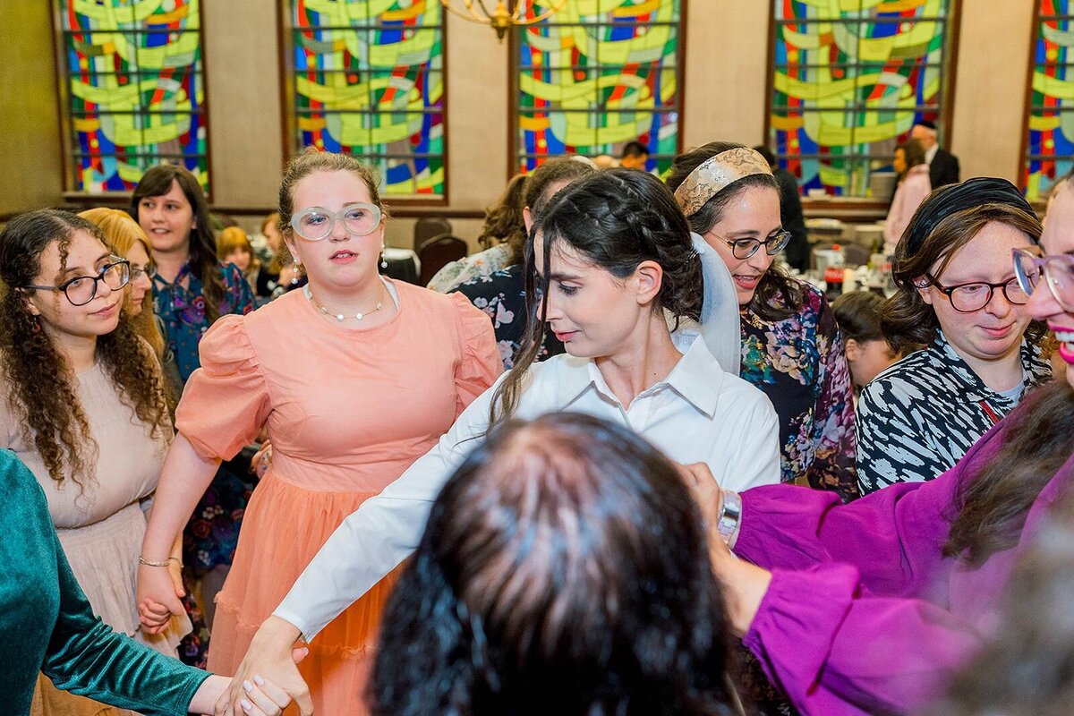 Eliana-Melmed-Photography-Chicago-LosAngeles-Jewish-WeddingPhotographer-CarmiKalman-SneakPeeks-00076