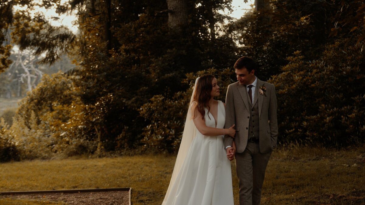 Alice and Dan at the crown lodge in kent on their wedding day