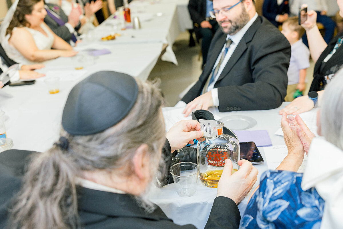 Eliana-Melmed-Photography-Chicago-LosAngeles-Jewish-WeddingPhotography-ElianaSklar-Tisch-00087