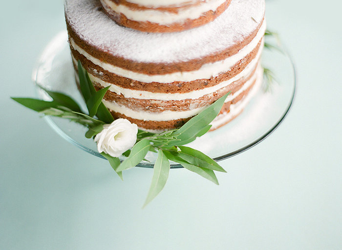 white cake floral