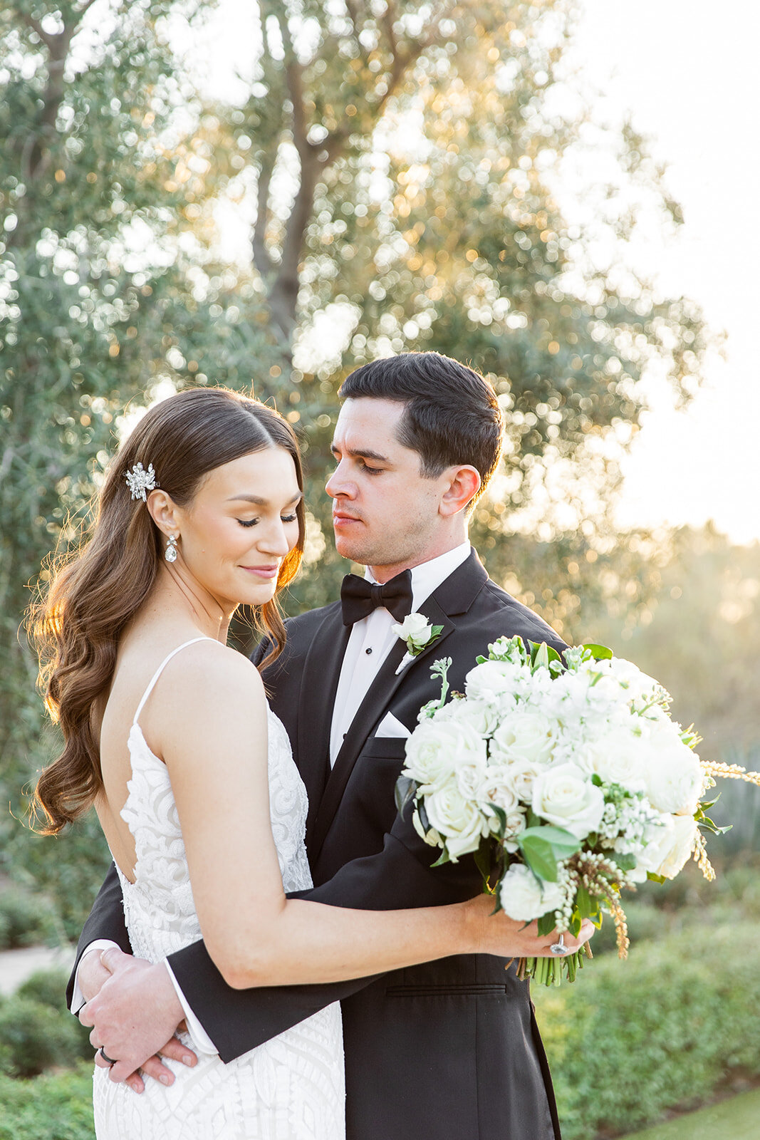 Karlie Colleen Photography - Hannah & Matt - El Chorro Wedding_ Paradise Valley Arizona - Revel Wedding Company-217