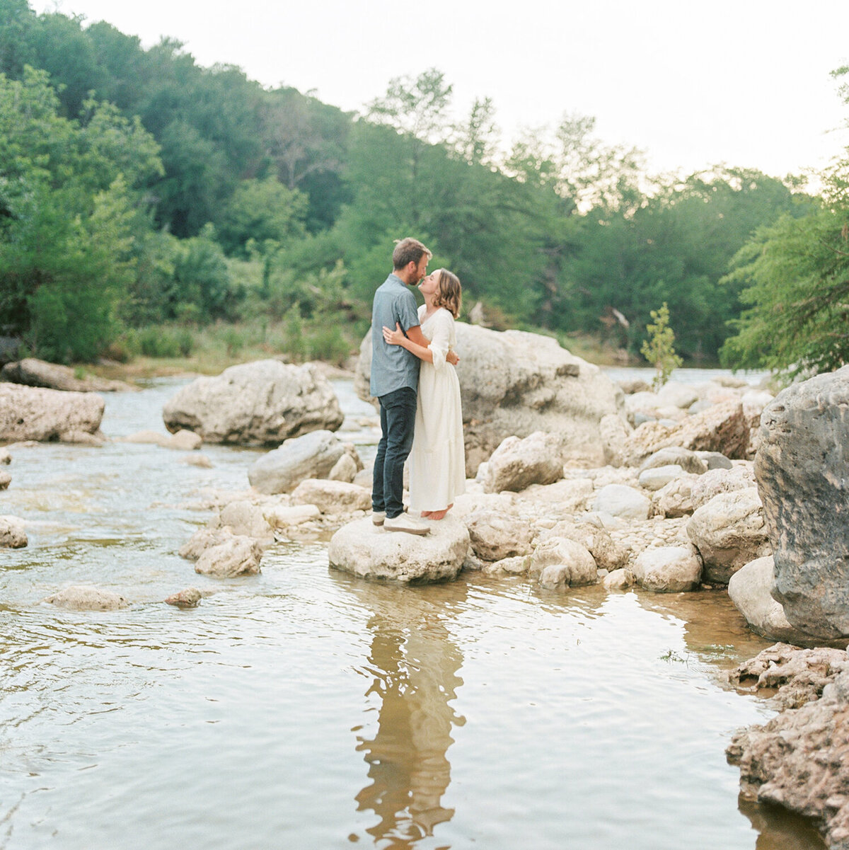 60-ruetphoto-texas-wedding-photographers-austin-engagements--AmyJake_Engagements_featherandtwine-260_websize