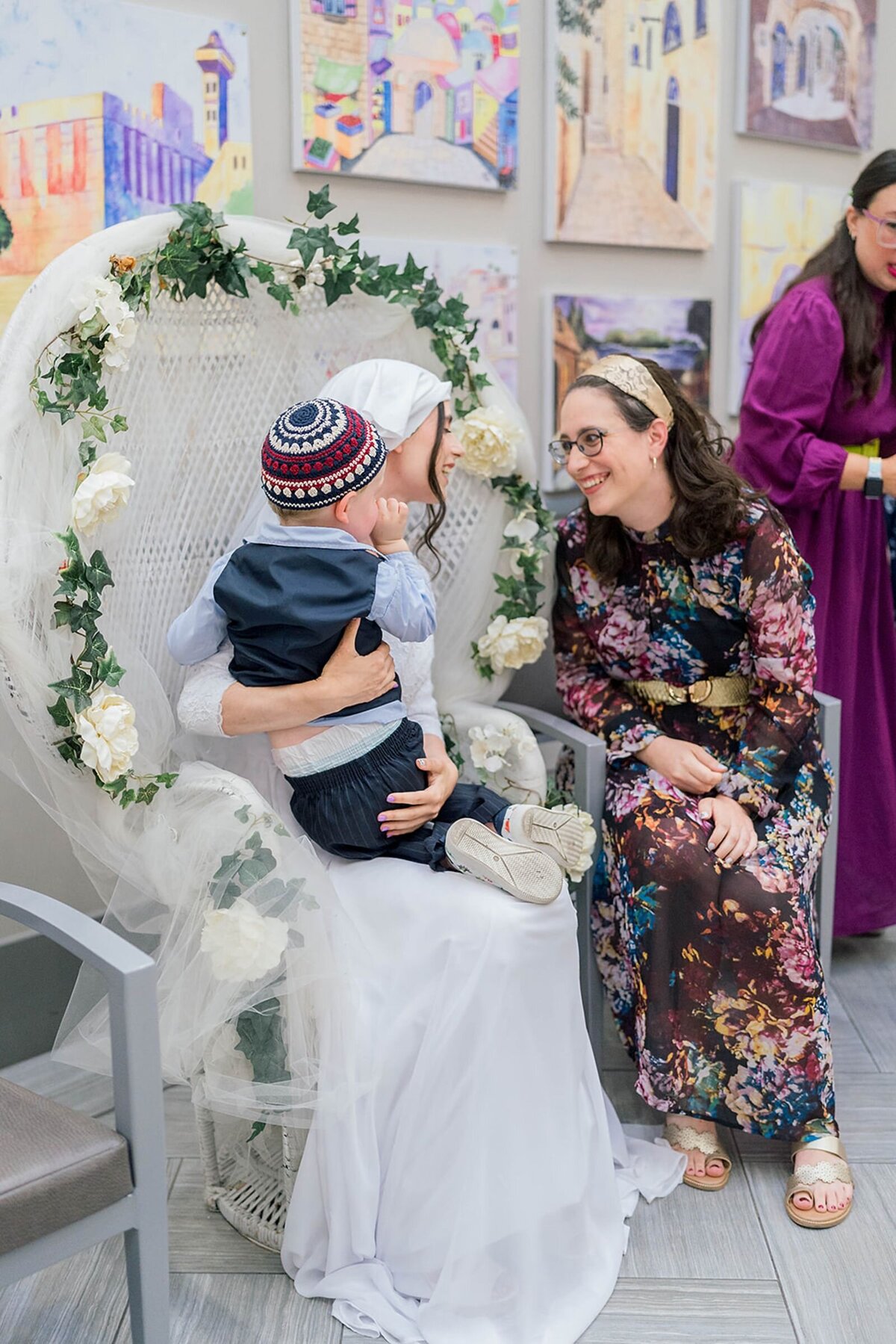 Eliana-Melmed-Photography-Chicago-LosAngeles-Jewish-WeddingPhotographer-CarmiKalman-KabbalatPanim-00113