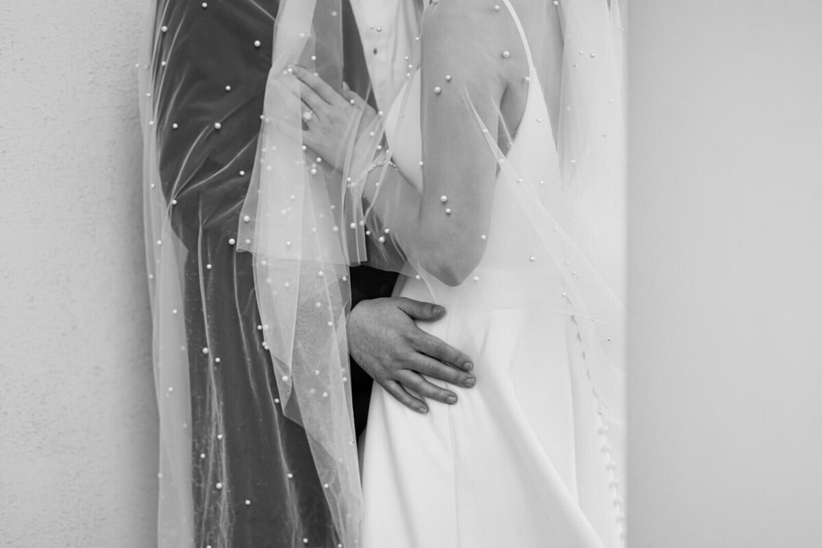 Alyssa-Marie-Photography-wedding-day-photo-bride-and-groom