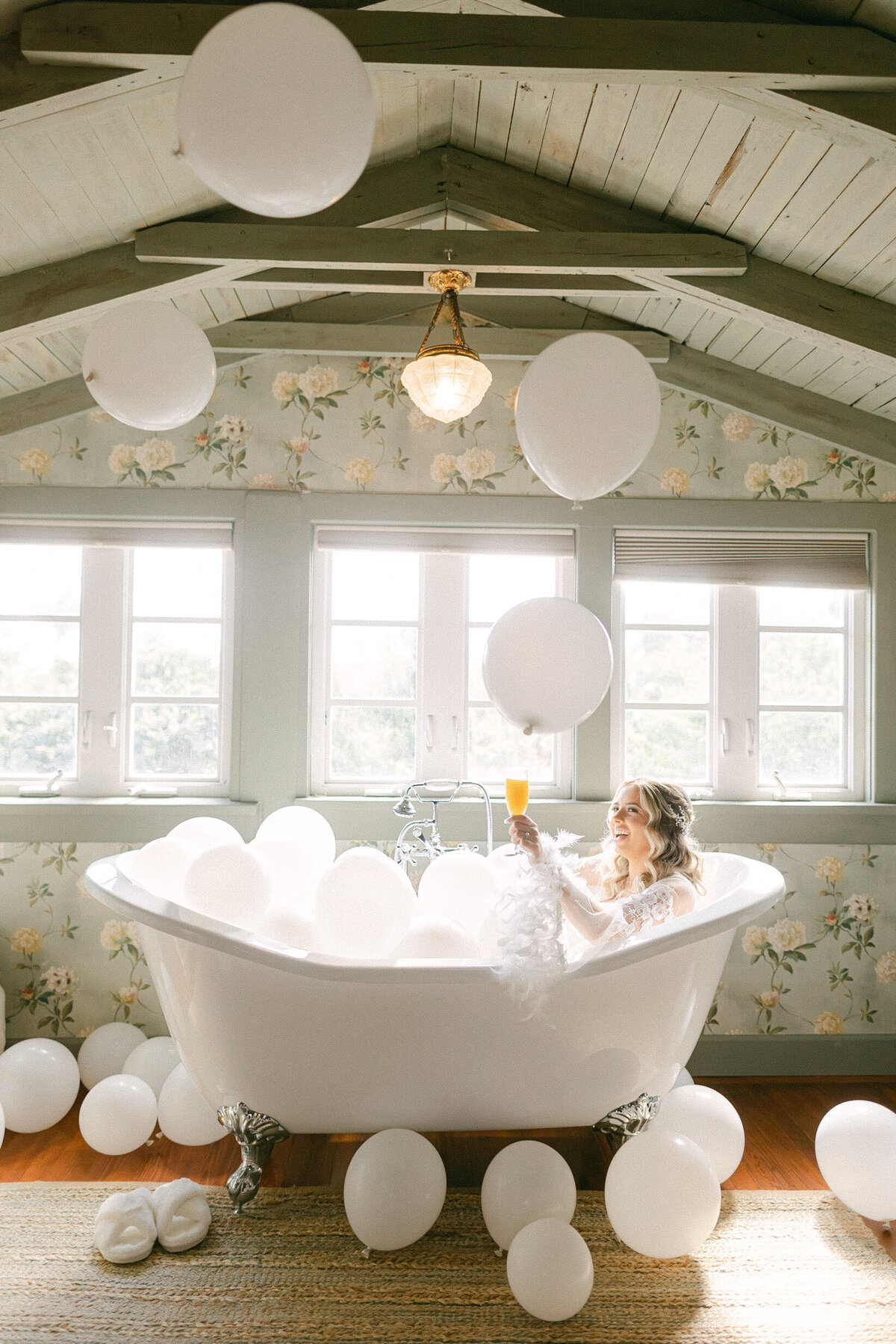 walton house bride balloons bathtub by kolour haus-1