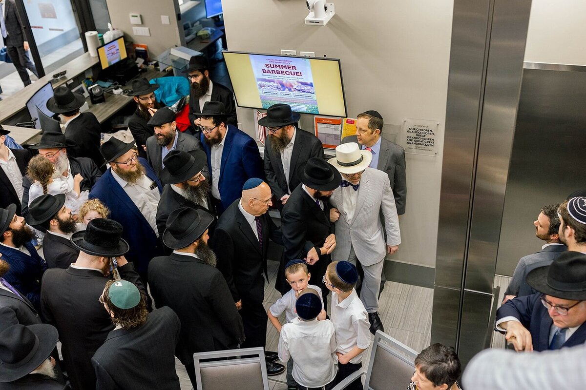 Eliana-Melmed-Photography-Chicago-LosAngeles-Jewish-WeddingPhotographer-CarmiKalman-Bedeken-00041