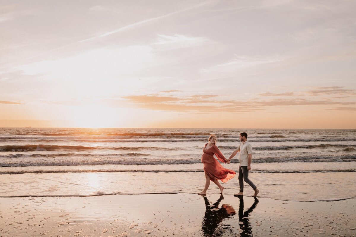 Zwangerschapsshoot strand Den Haag Tessa Zwaan Fotografie 3