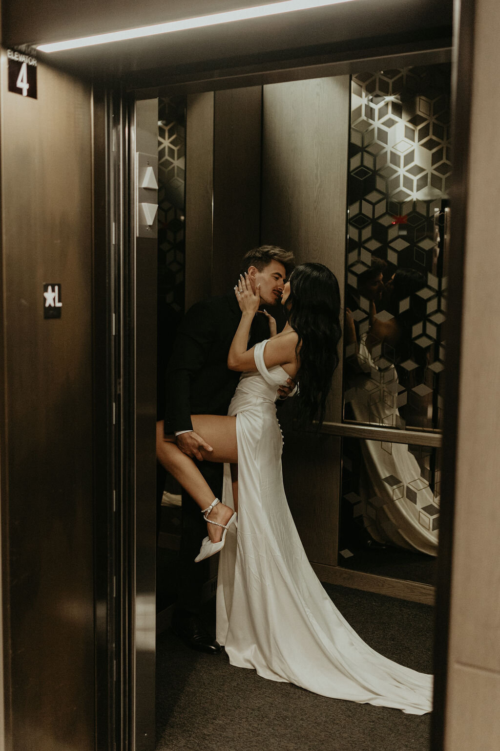 Bride-and-Groom-Kissing-Elevator-Photos