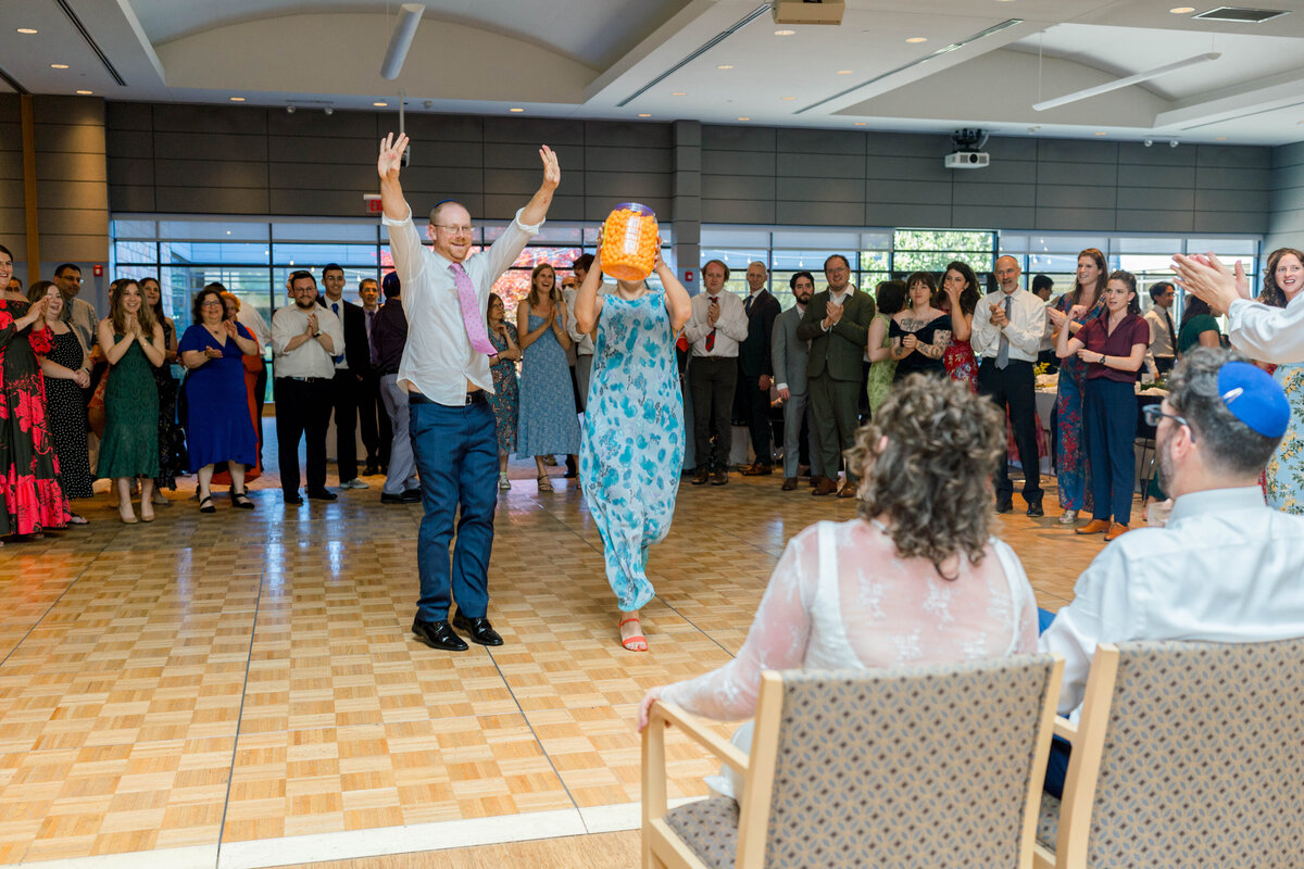 Eliana-Melmed-Photography-Chicago-LosAngeles-Jewish-WeddingPhotography-ShulaNoah-Shtick-00265