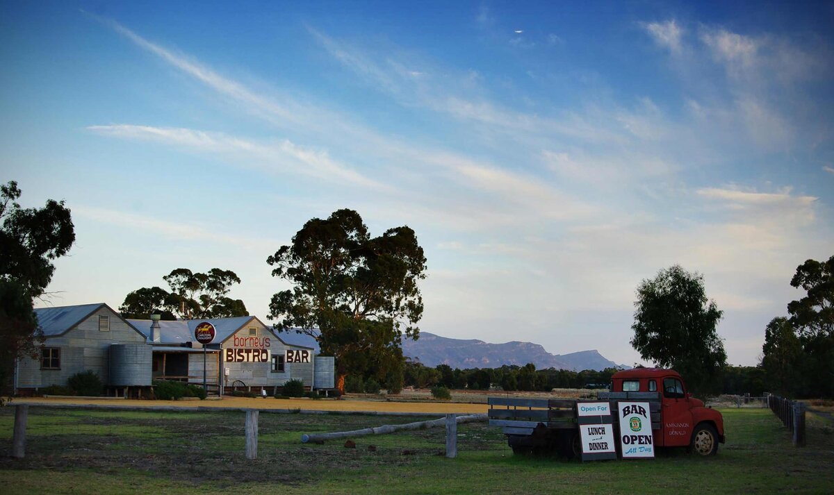 Barneys Bistro Halls Gap Pomonal
