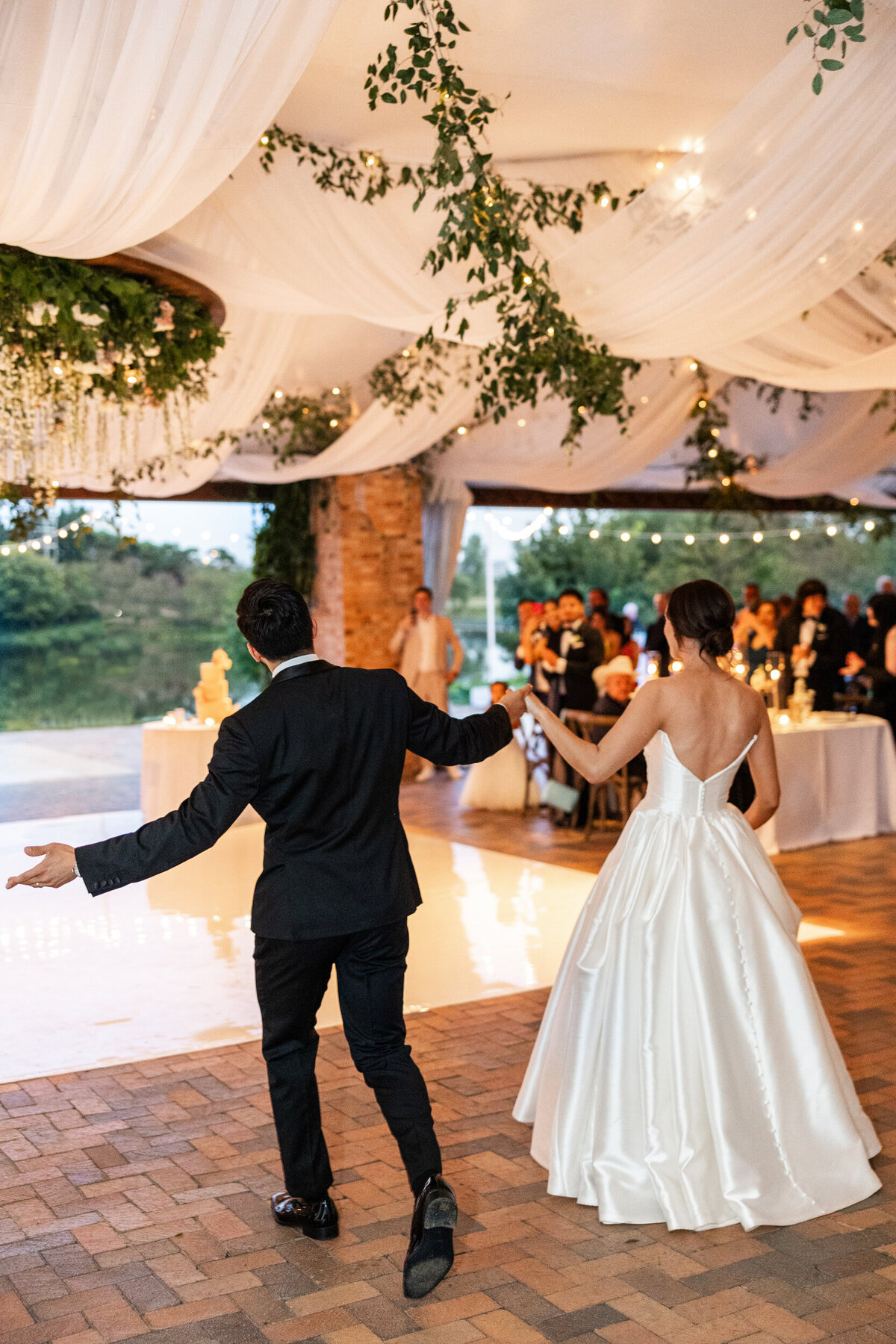 chicago-botanic-garden-wedding-summer-alex-ferreri--66
