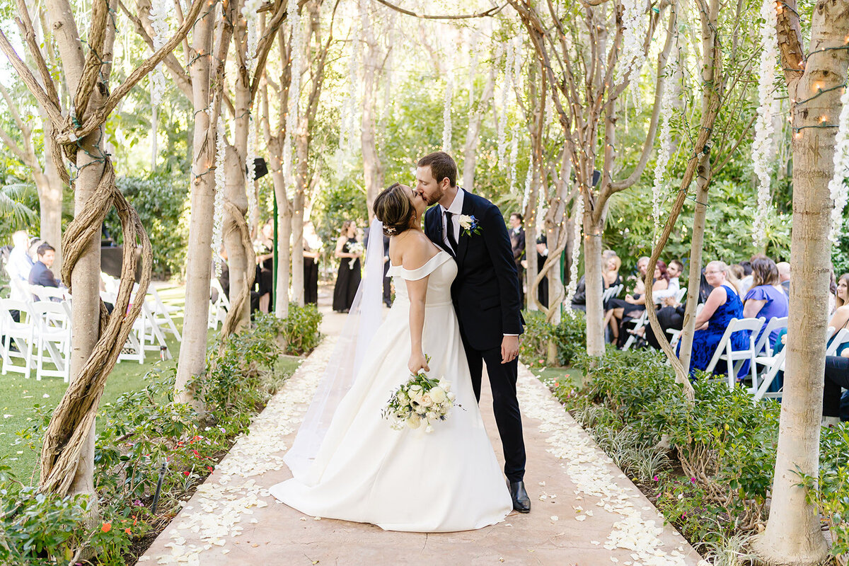 Hartley Botanica Wedding Photos