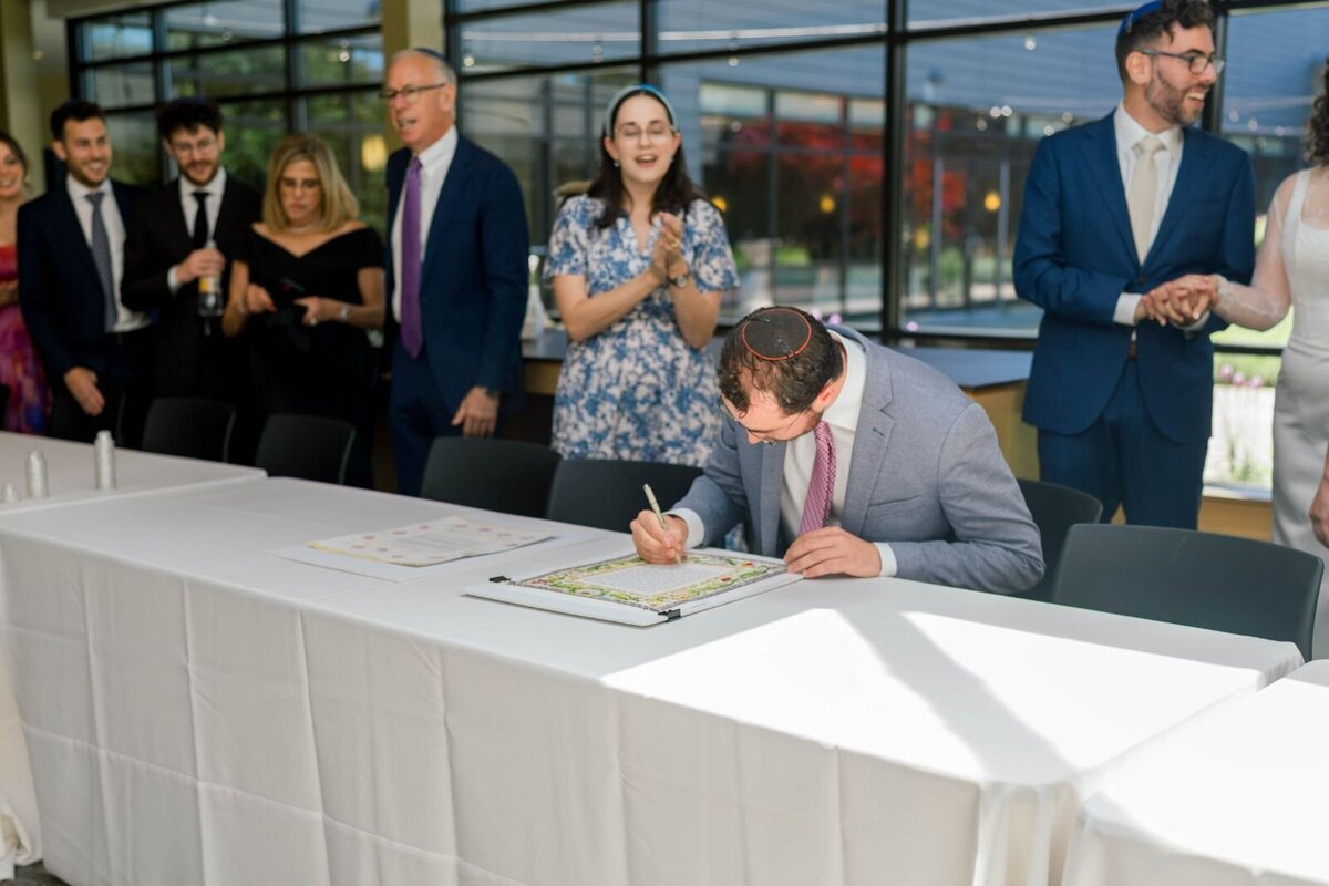 Eliana-Melmed-Photography-Chicago-LosAngeles-Jewish-WeddingPhotography-ShulaNoah-Ketubah-00092