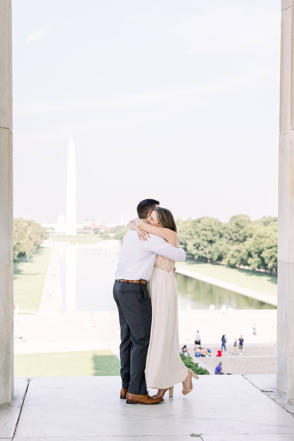 engagement-lincoln-memorial-proposal-photography-washington-DC-virginia-maryland-modern-light-and-airy-classic-timeless-romantic-12