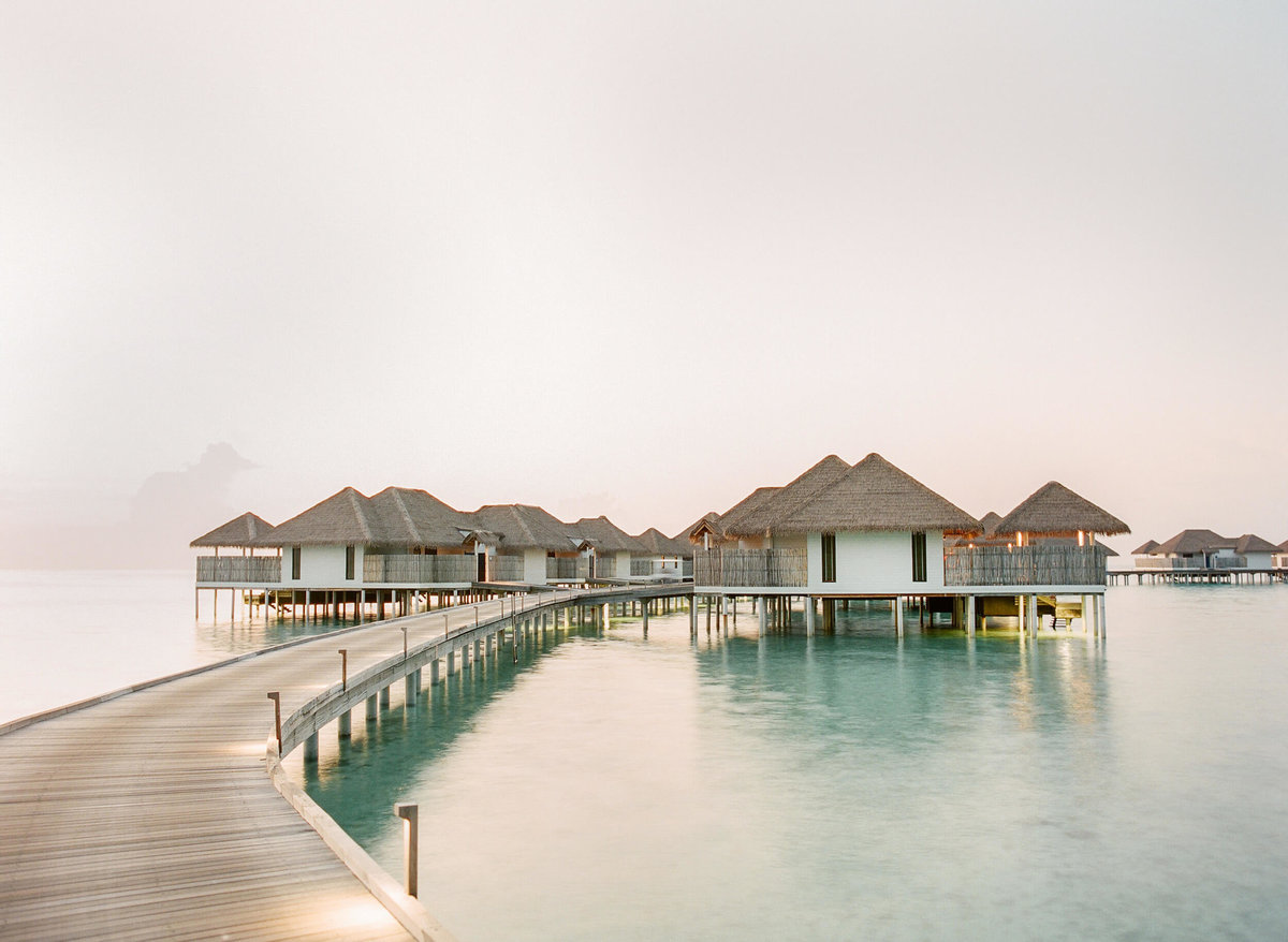 13-KTMerry-destinationwedding-bungalow-village-Maldives