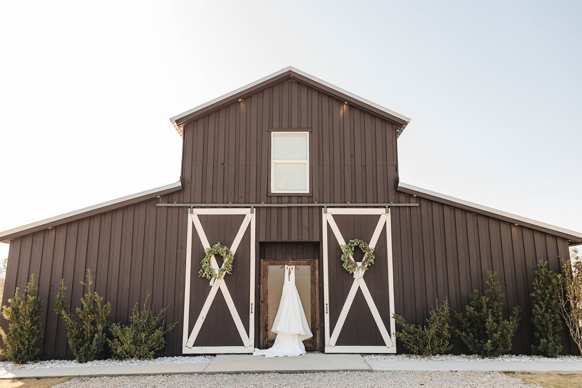 Adams Acres Barn Wedding Venue in Dothan, AL