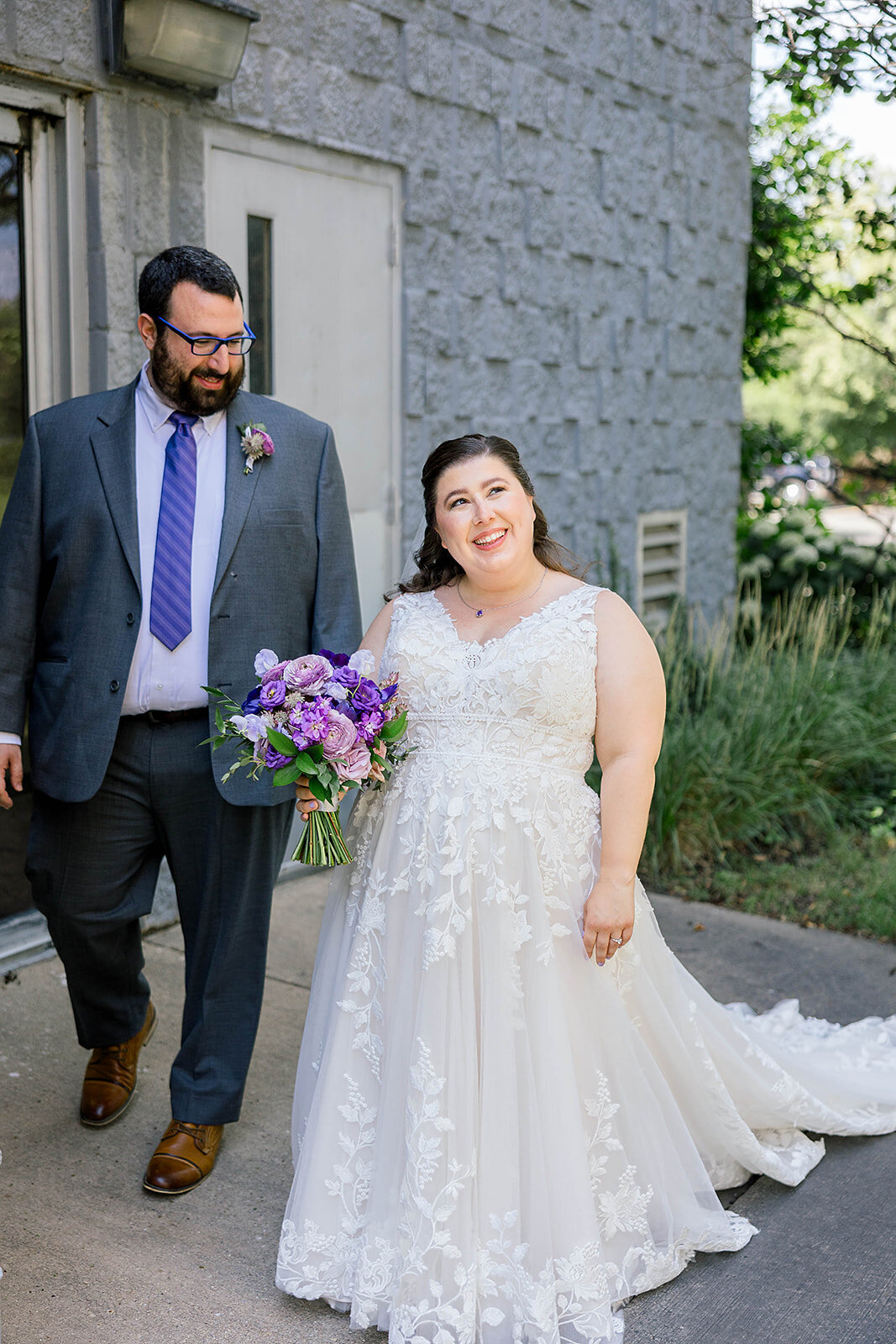 Eliana-Melmed-Photography-Chicago-LosAngeles-Jewish-WeddingPhotography-ElianaSklar-FirstLook-00164