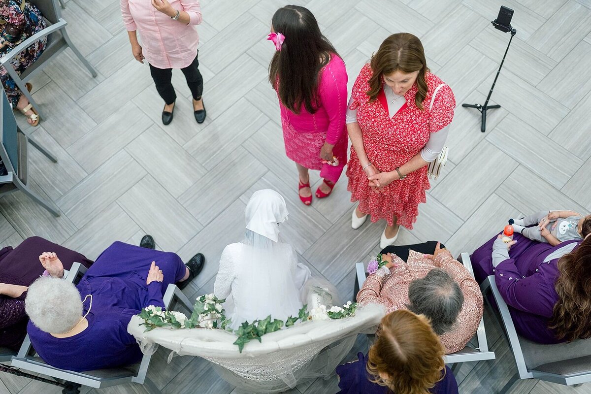Eliana-Melmed-Photography-Chicago-LosAngeles-Jewish-WeddingPhotographer-CarmiKalman-KabbalatPanim-00097