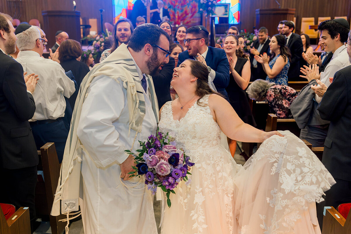 Eliana-Melmed-Photography-Chicago-LosAngeles-Jewish-WeddingPhotography-ElianaSklar-Chuppah-00217