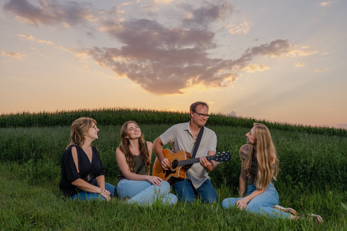 Family-Photography-Hartford-Wisconsin-10