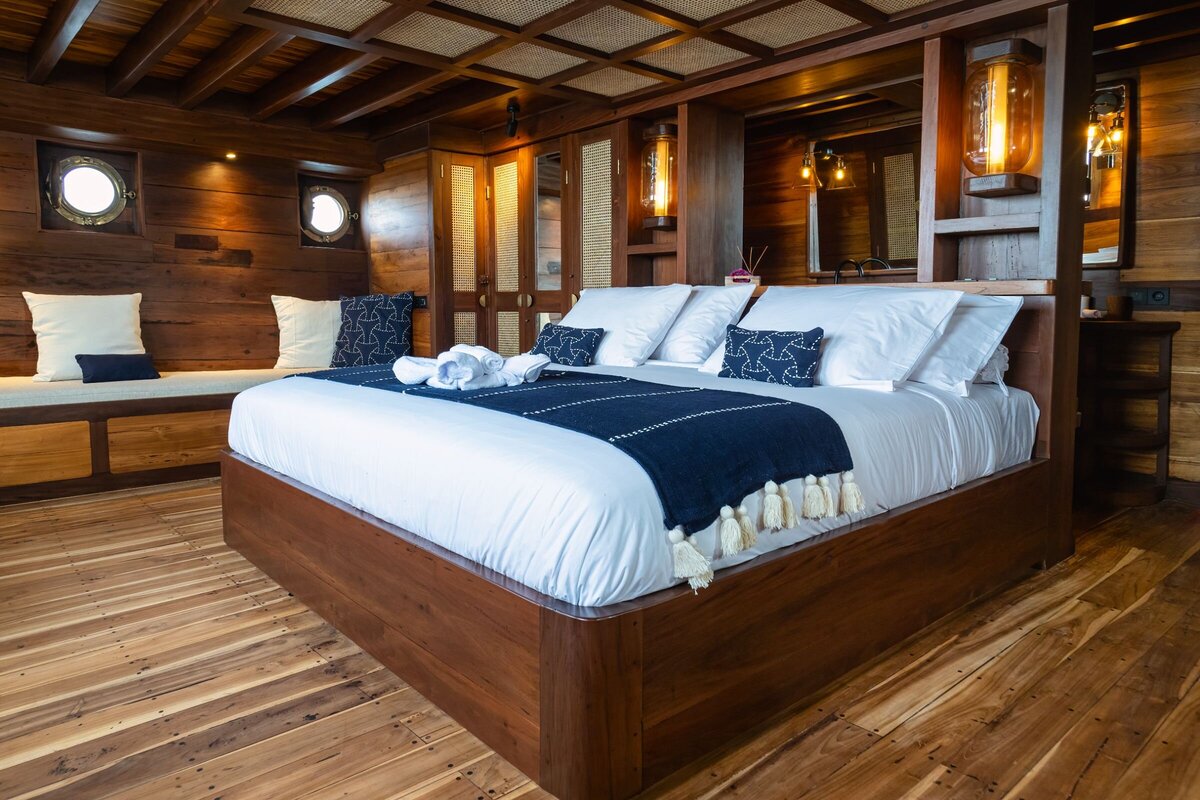 Majik Luxury Yacht Charter Raja Ampat Master Cabin 2