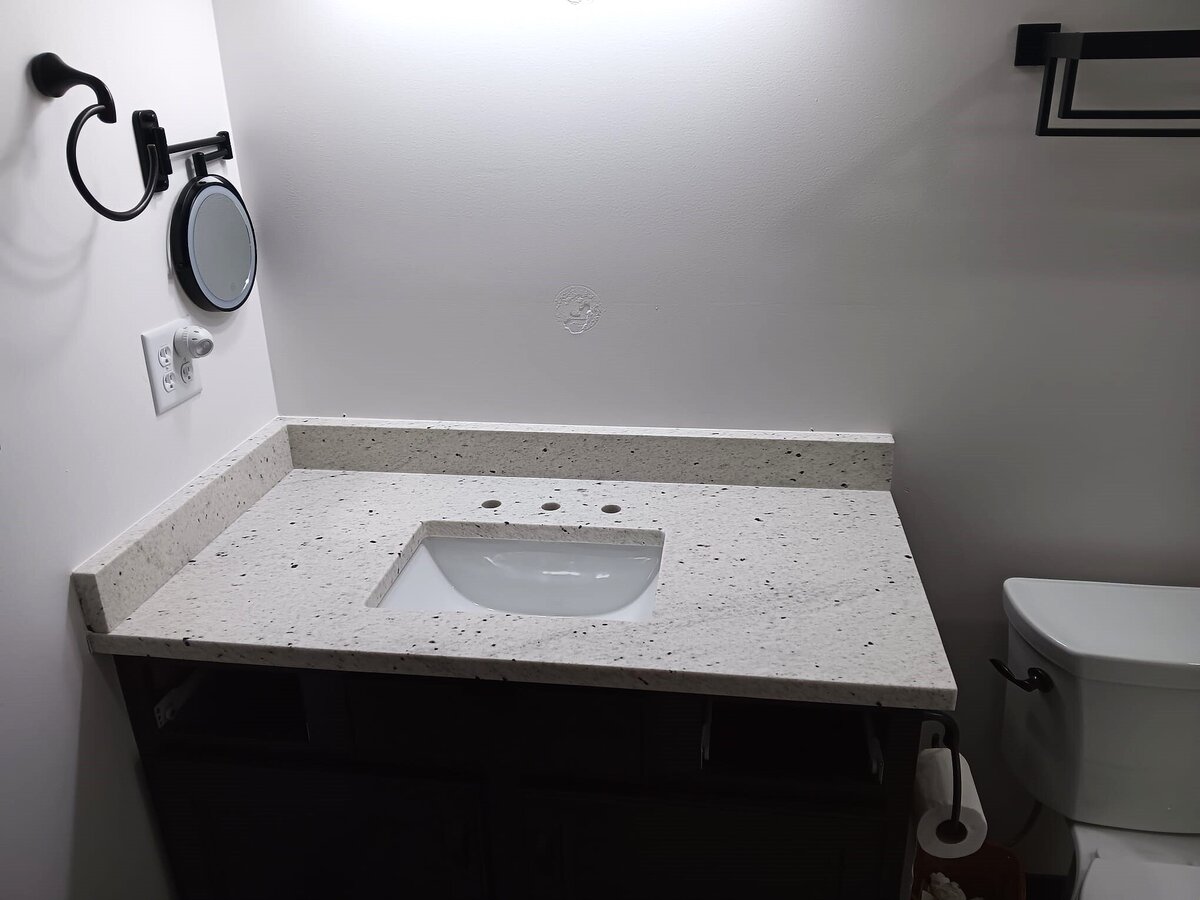 Rochester-Granite-Design-Countertops-9
